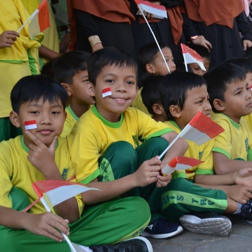 Kemeriahan Agustusan SDIT Persis Tarogong Garut 68672598 2341222275976021 6365169643232952320 n