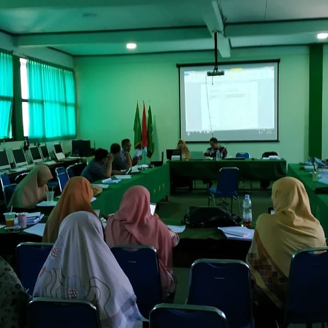 Tingkatkan Kompetensi Pendidik MA Persis Tarogong Gelar Training Model Pembelajaran Abad 21 img 20191025 052647 634