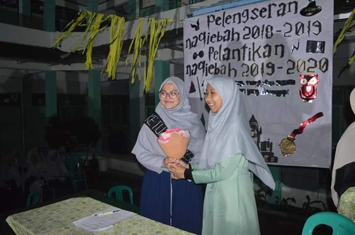 Adibah Ulaya Terpilih Sebagai Ketua Naqibah Asrama Putri fb img 1572991218980