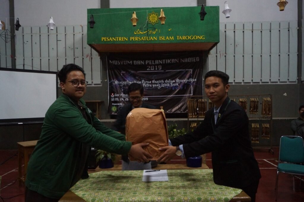 Rifki Muhammad Terpilih Jadi Ketua Naqib Asrama Putra img 20191101 wa0004